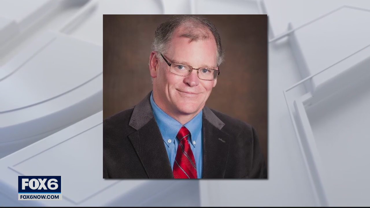 'Ashamed,' Waukesha mayor leaves GOP after Capitol riot