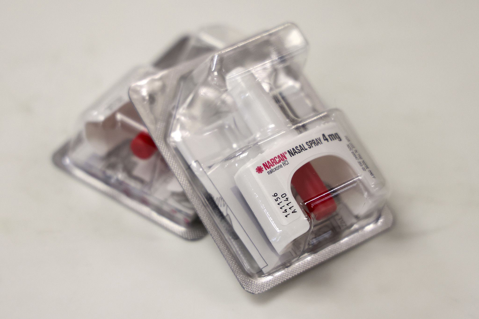 LAUSD supplying schools with Narcan doses