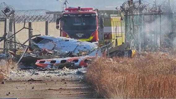 More than 170 people killed after plane crashes in South Korea