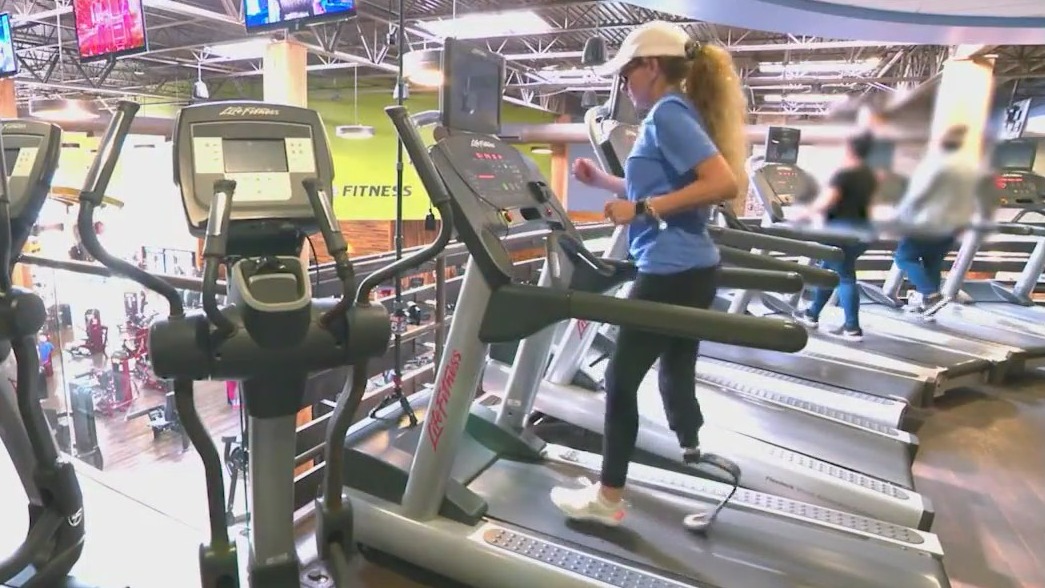 After partial amputation, woman discovers running