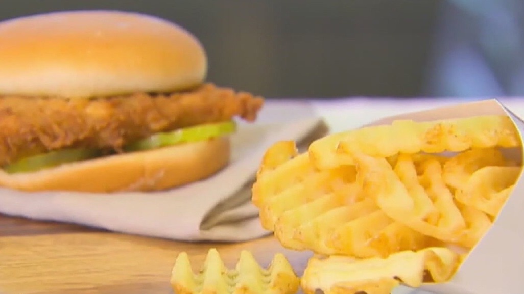 Chick-fil-A makes change to waffle fries recipe - FOX 10 Phoenix