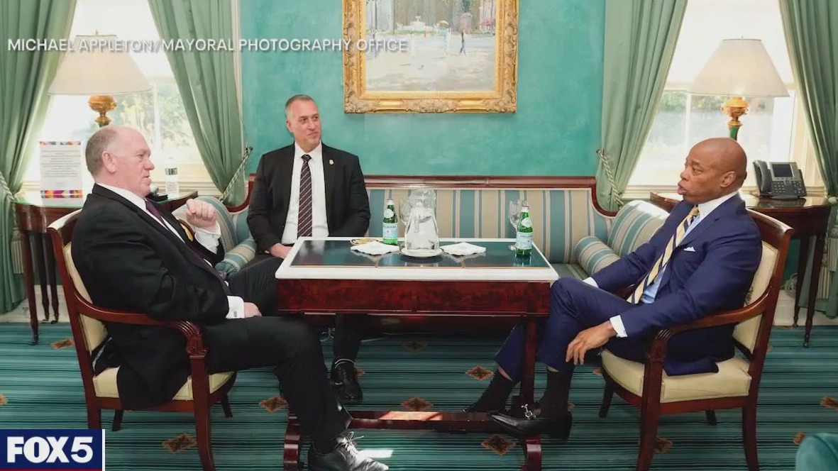 Adams meets with Trump 'border czar'