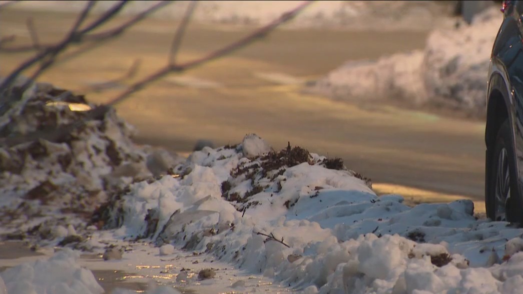 Snowy leaf piles frustrating for Milwaukee residents