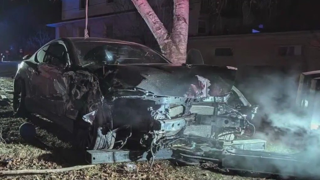 Home damaged, driver who didn't have license