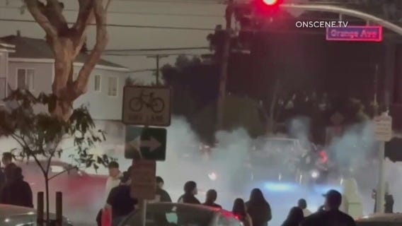 Mob ransacks Long Beach market