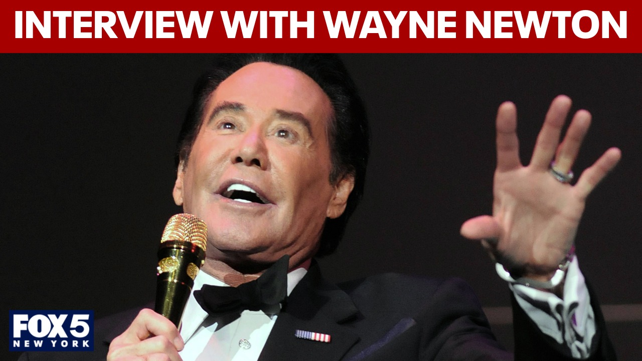 Speaking with 'The Midnight Idol' Wayne Newton