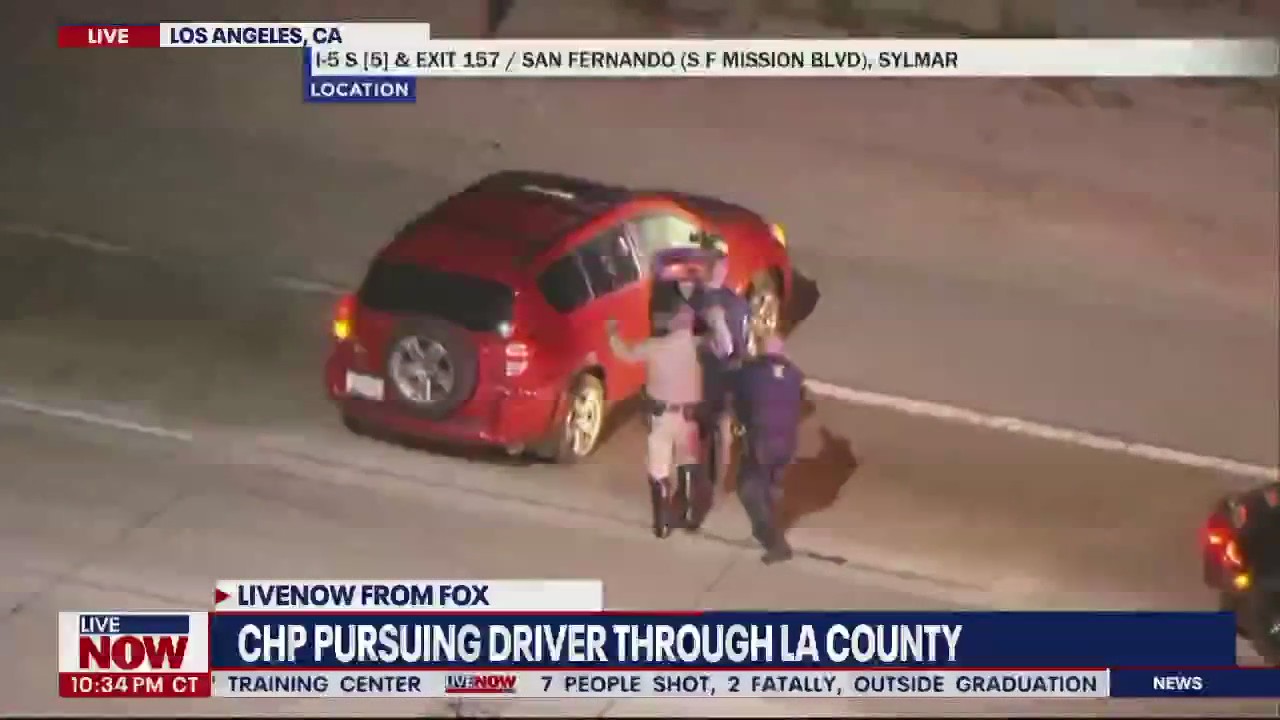 LA Police chase ends with PIT maneuver