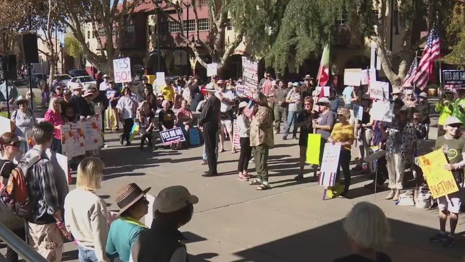 Day of the Dead vigil remembers 25 who died in ICE custody