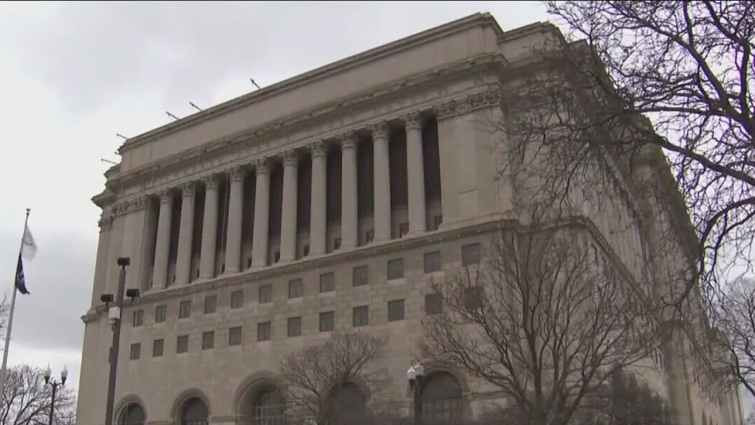 Courthouse immigration enforcement questions