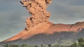 Philippines' Kanlaon volcano erupts