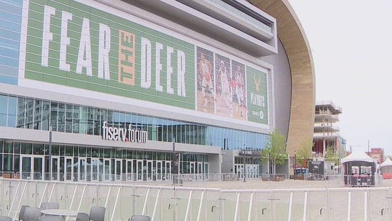 Downtown Milwaukee curfew for 2nd night, no citations Saturday