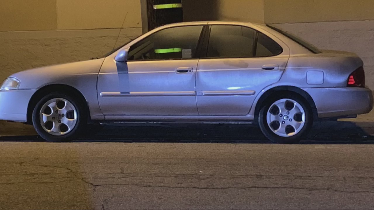 Police detonate what appeared to be bomb in parked sedan in Inglewood