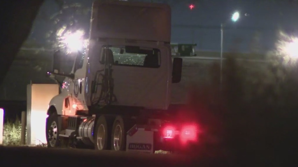 Deadly semi crash in west Phoenix | FOX 10 Phoenix