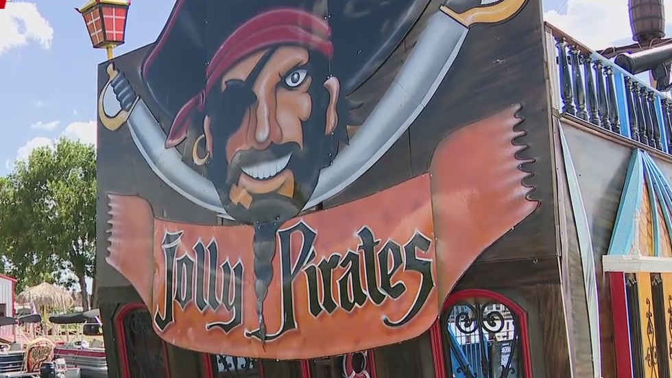 Jolly pirate ship arrives at Lake Conroe