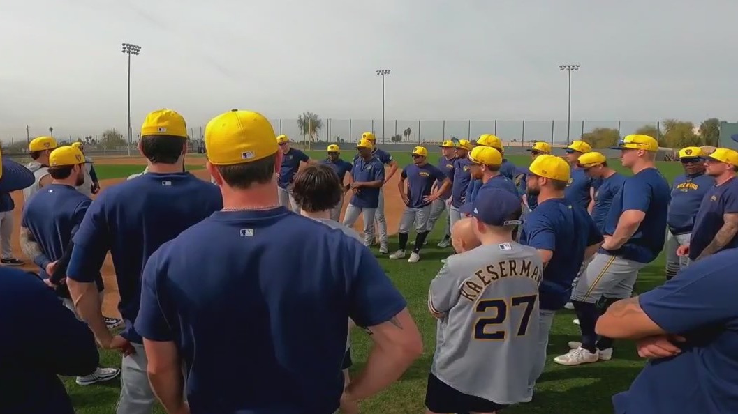 Kids enjoy surprise trip to spring training