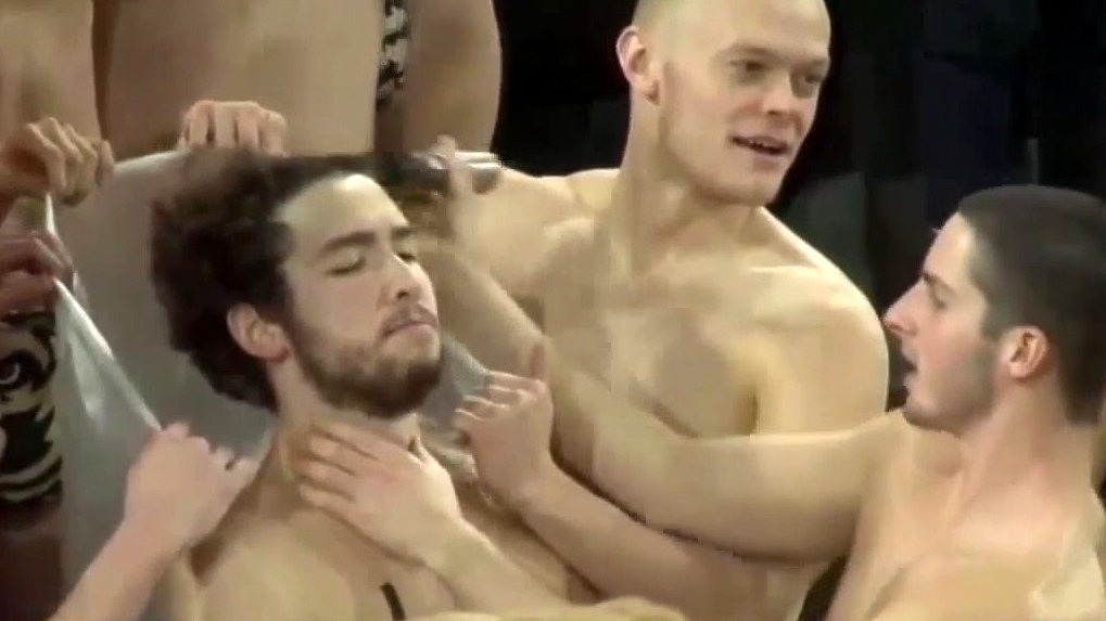 OU students give haircuts to distract opponents