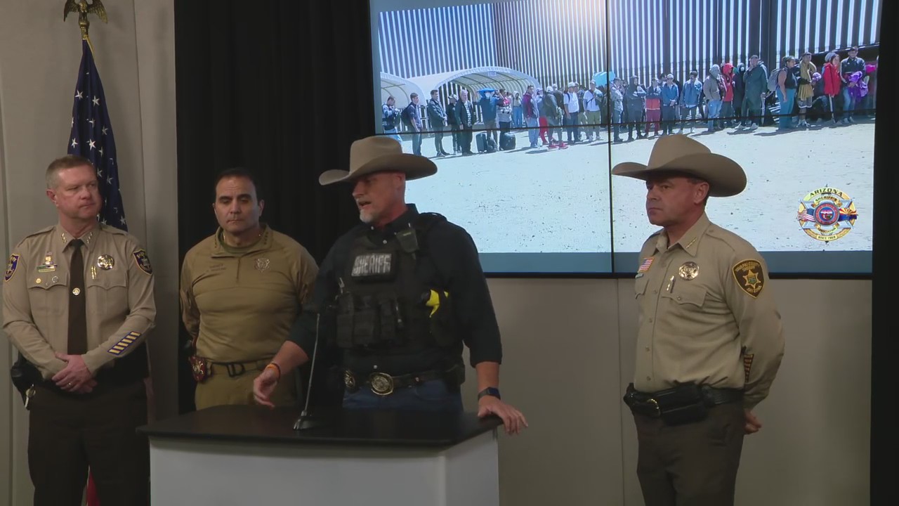 Arizona sheriff's detail end of Title 42 plan