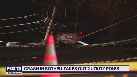 Crash in Bothell takes out 2 utility poles