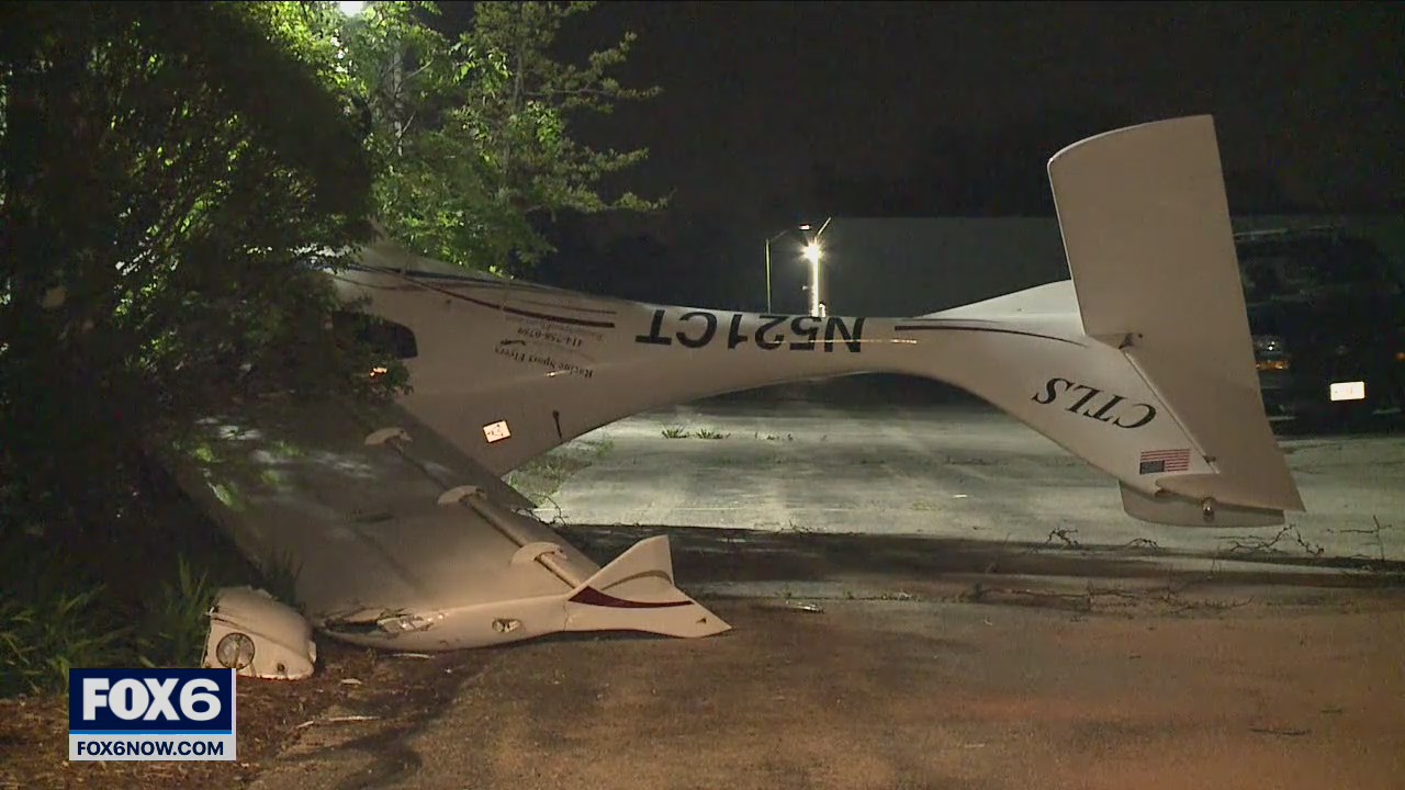 Plane crashed in Racine, hit building