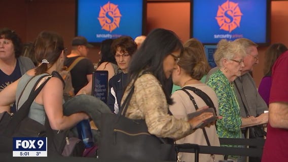 Post-holiday travel trouble: More flights cancelled at MSP, Sun Country baggage jam
