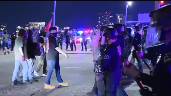 ICE protest in Dallas: One arrested