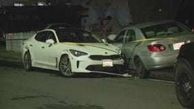 Pregnant woman stabbed, carjacked in Los Angeles; 2 in police custody