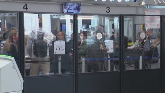 Spring break crowds swarm Chicago airports