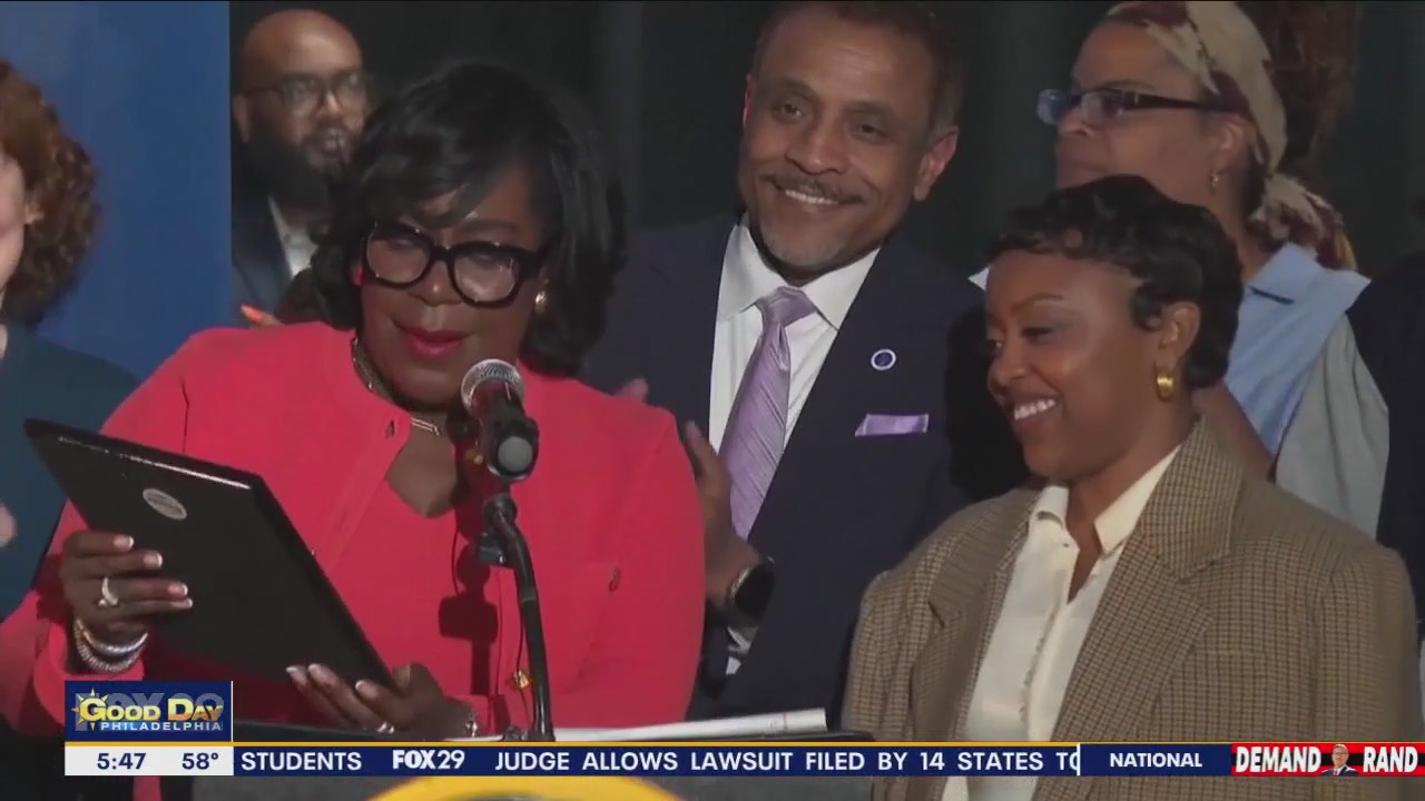 Philly's Quinta Brunson given key to the city