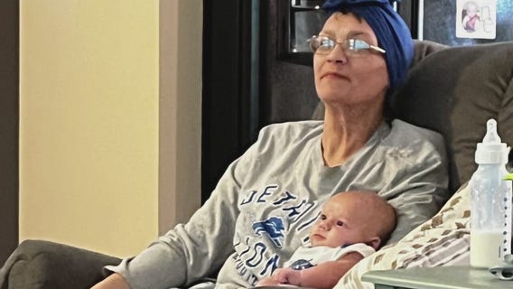 Mother and daughter battle breast cancer together