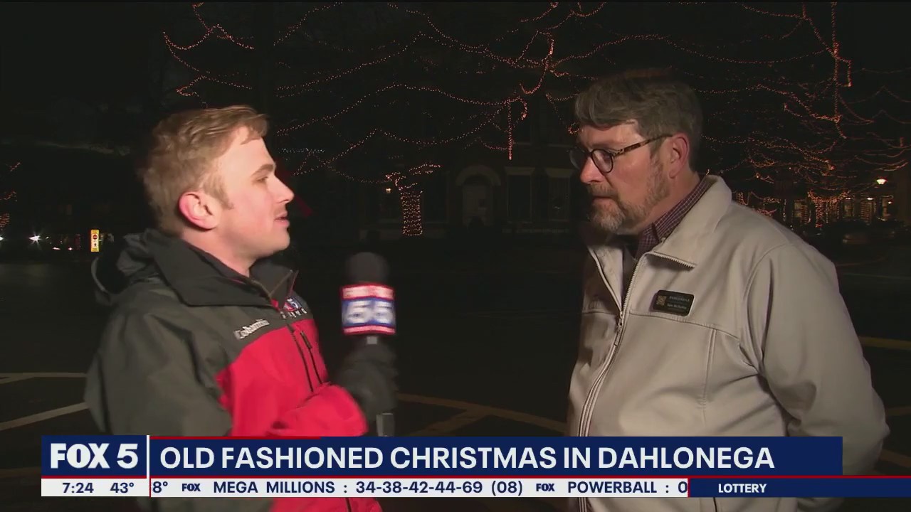 Old Fashioned Christmas in Dahlonega