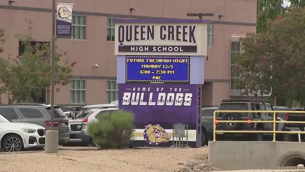 Lockdown lifted at Queen Creek High School