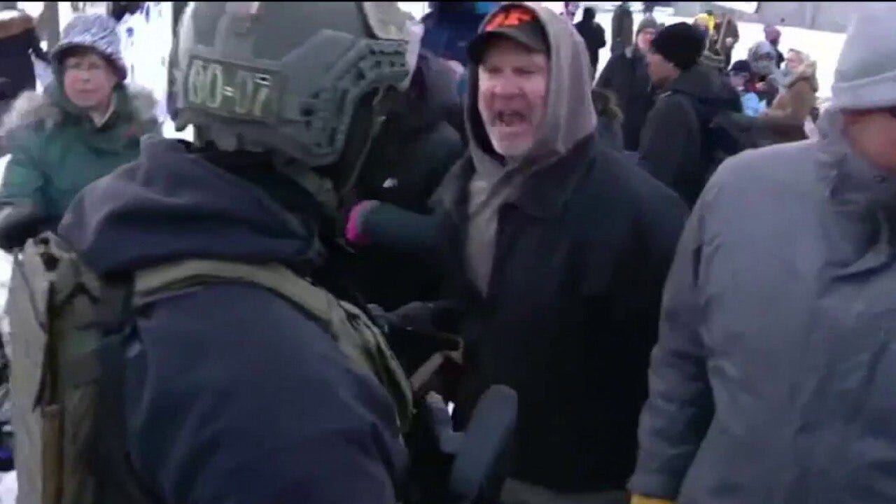 Minneapolis on edge as mayor raises concerns over ICE shooting investigation