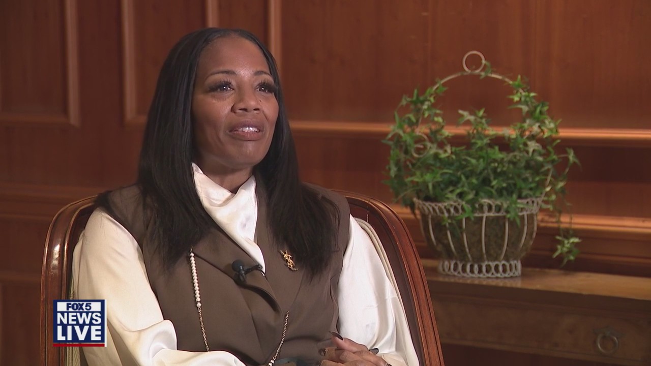 South Fulton elects Carmalitha Gumbs as first female mayor