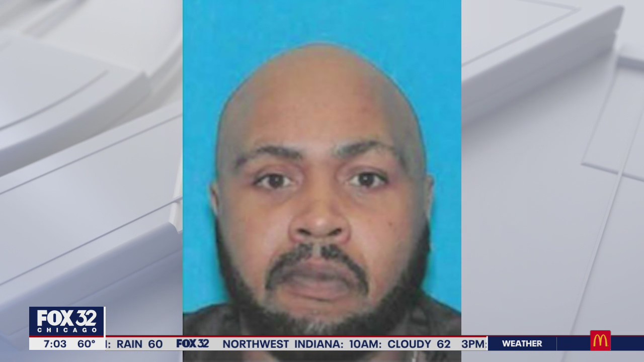 Police search for man wanted in armed robbery at Portillo's | FOX 32 ...