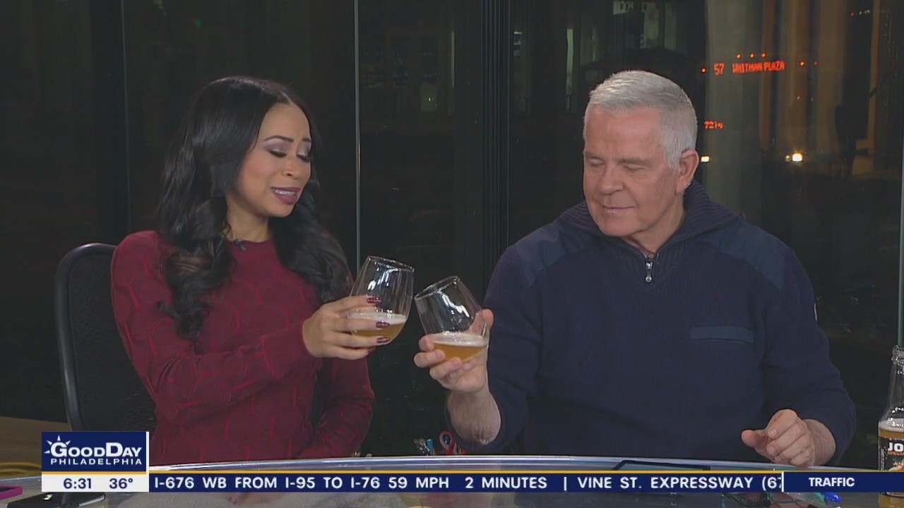 Alex & Mike try Thanksgiving-themed sodas