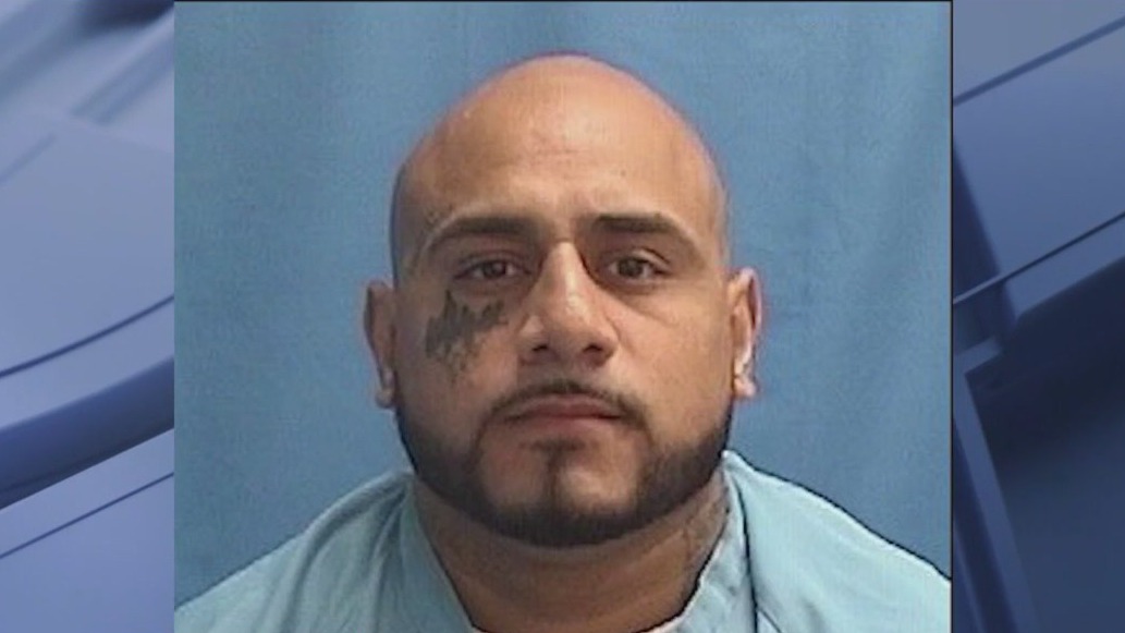 Suspect caught after Romeoville officer shot