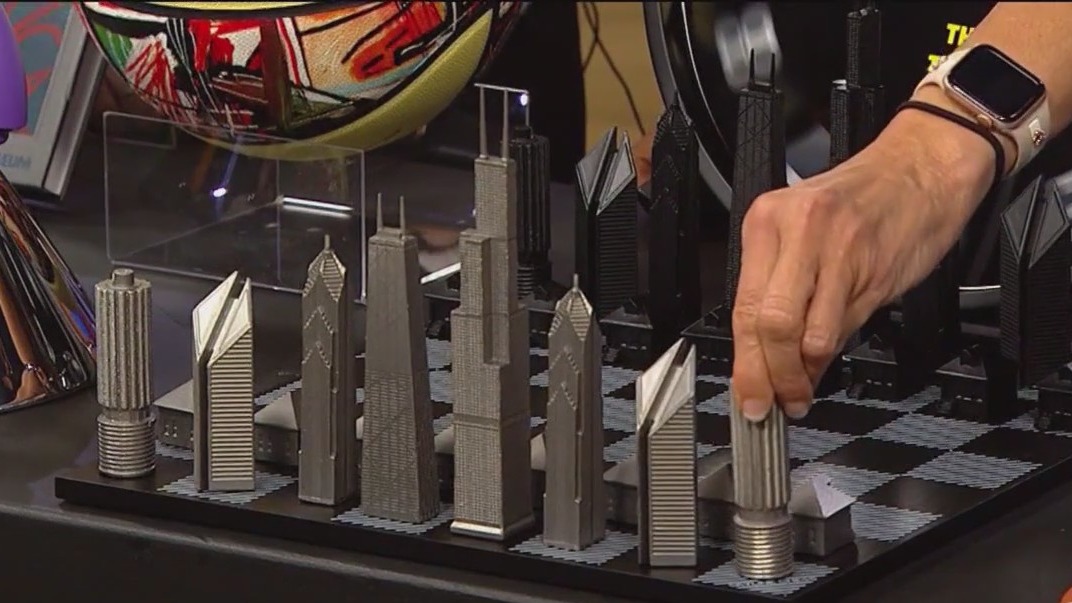 Chicago Museum of Contemporary Art features gifts by local artists