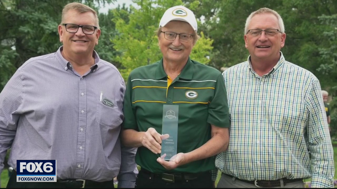 Foundation honors Packers FAN Hall of Famer from Union Grove