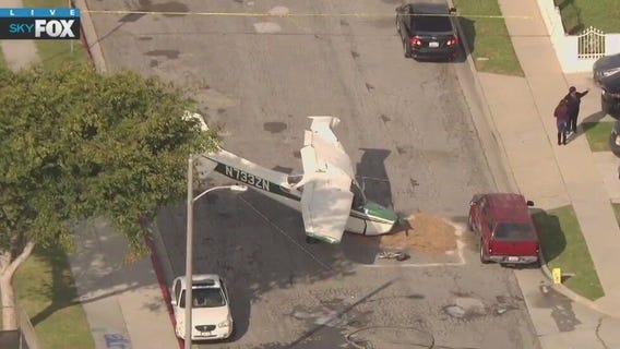 Small plane crashes in Compton neighborhood