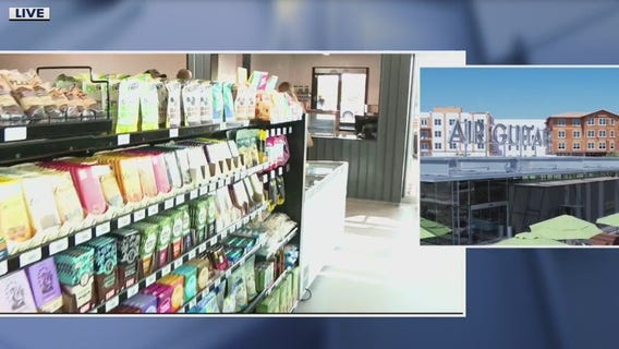 Air Guitar convenience shop celebrates grand opening in Gilbert