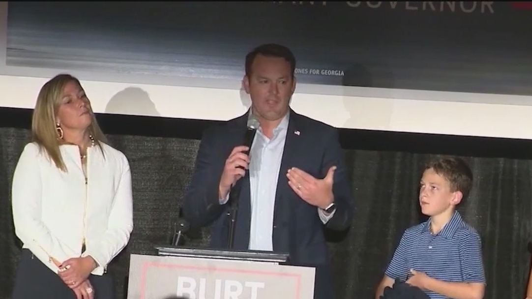 Lawsuit demands special prosecutor steps down