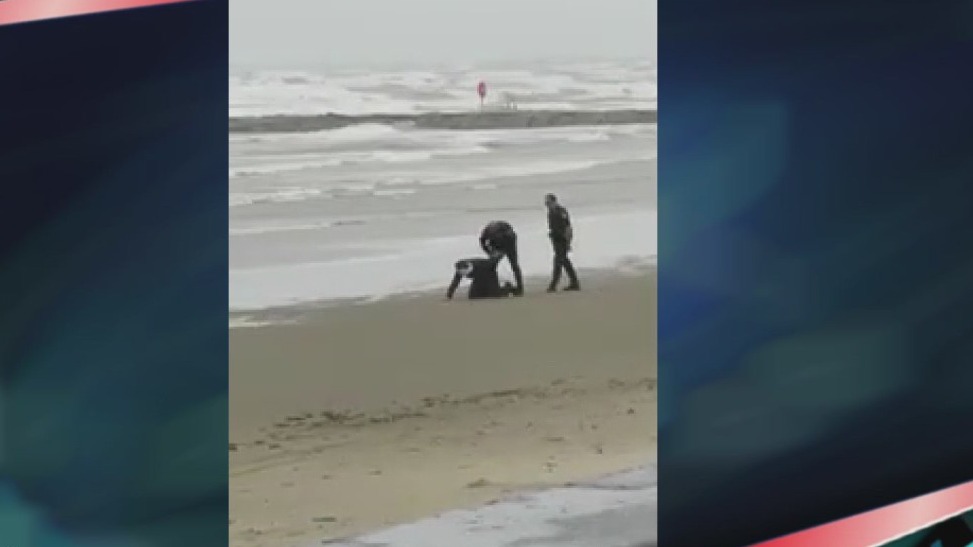 Galveston attorney in Michael Myers costume talks about his pre-Nicholas beach stroll, run in with police