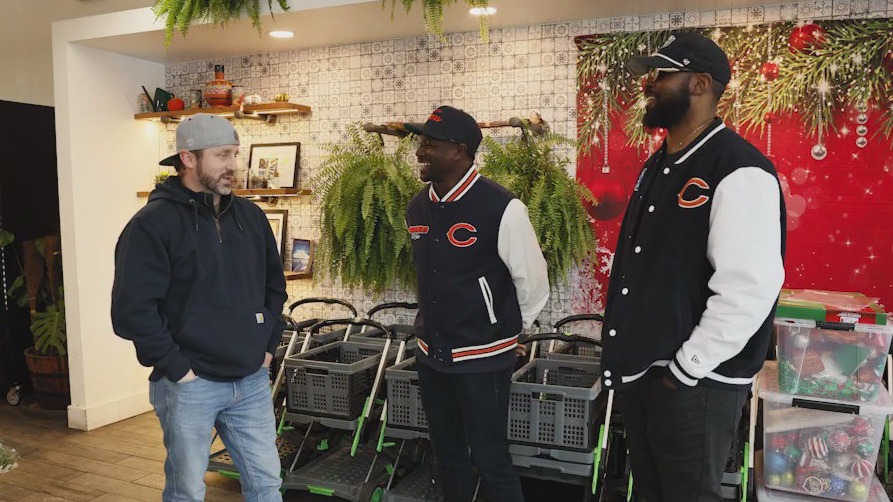 Chicago Bears honor Matt DeMato for his community impact