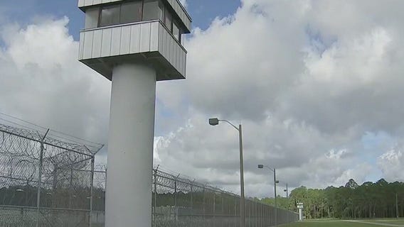 DeSantis announces second Florida immigration detention facility