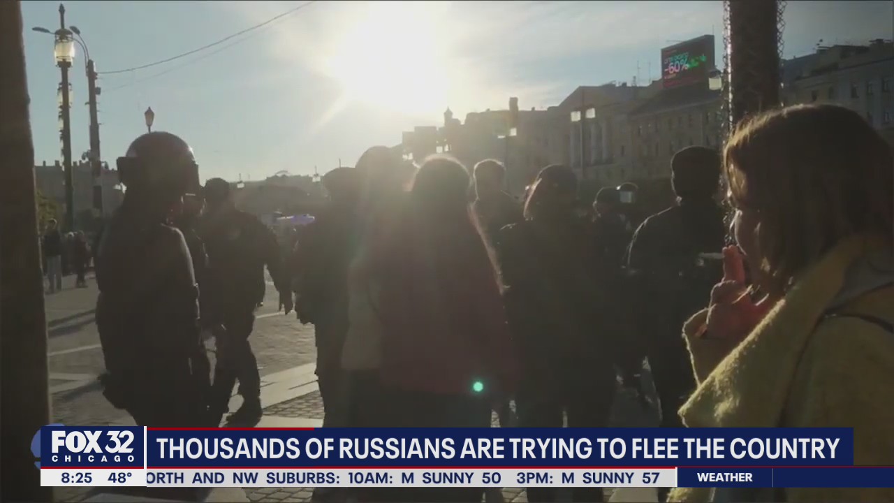 Thousands of Russians try to flee country after mobilization drive