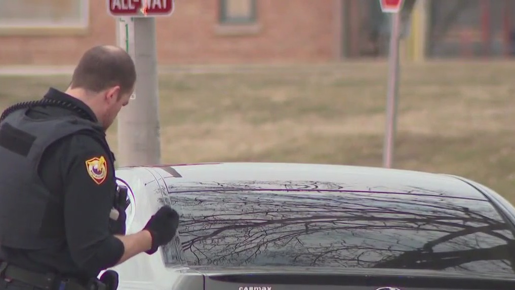 West Allis police pursuit, 2 arrested