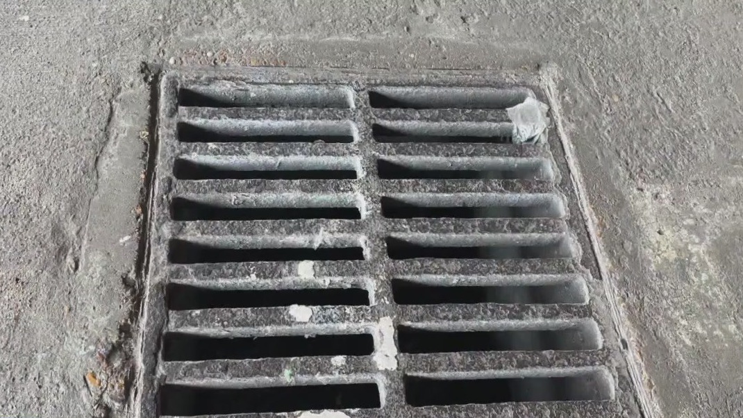 Galveston residents say apartments made them violently sick