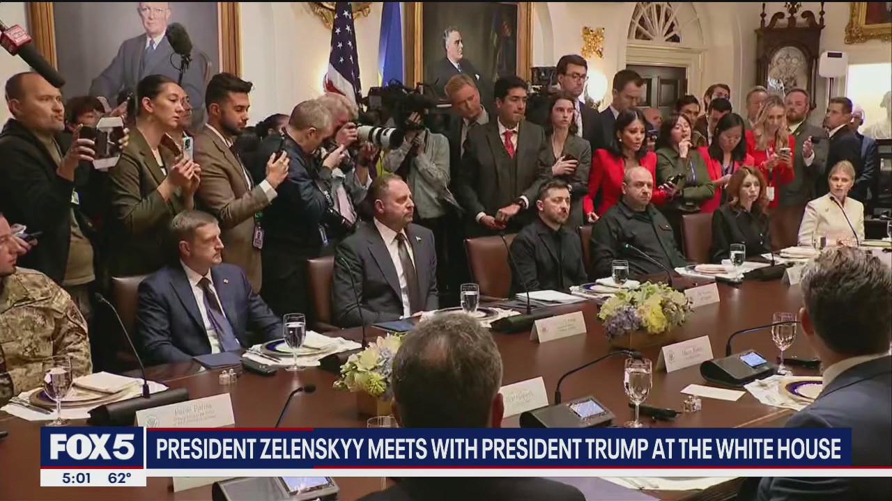 Zelenskyy meets with Trump at White House