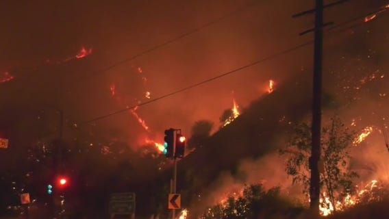 Brush fire erupts in Sepulveda Pass