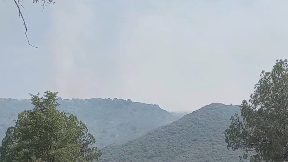 Racetrack Fire burns near town of Cherry